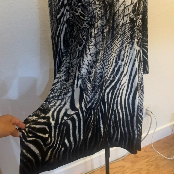 Zebra dress - Picture 2 of 3
